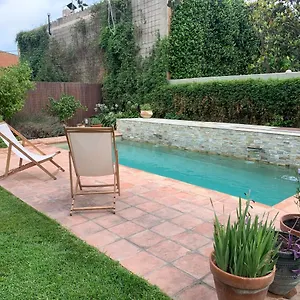 Rucall Piscina Compartida , Vilamacolum España
