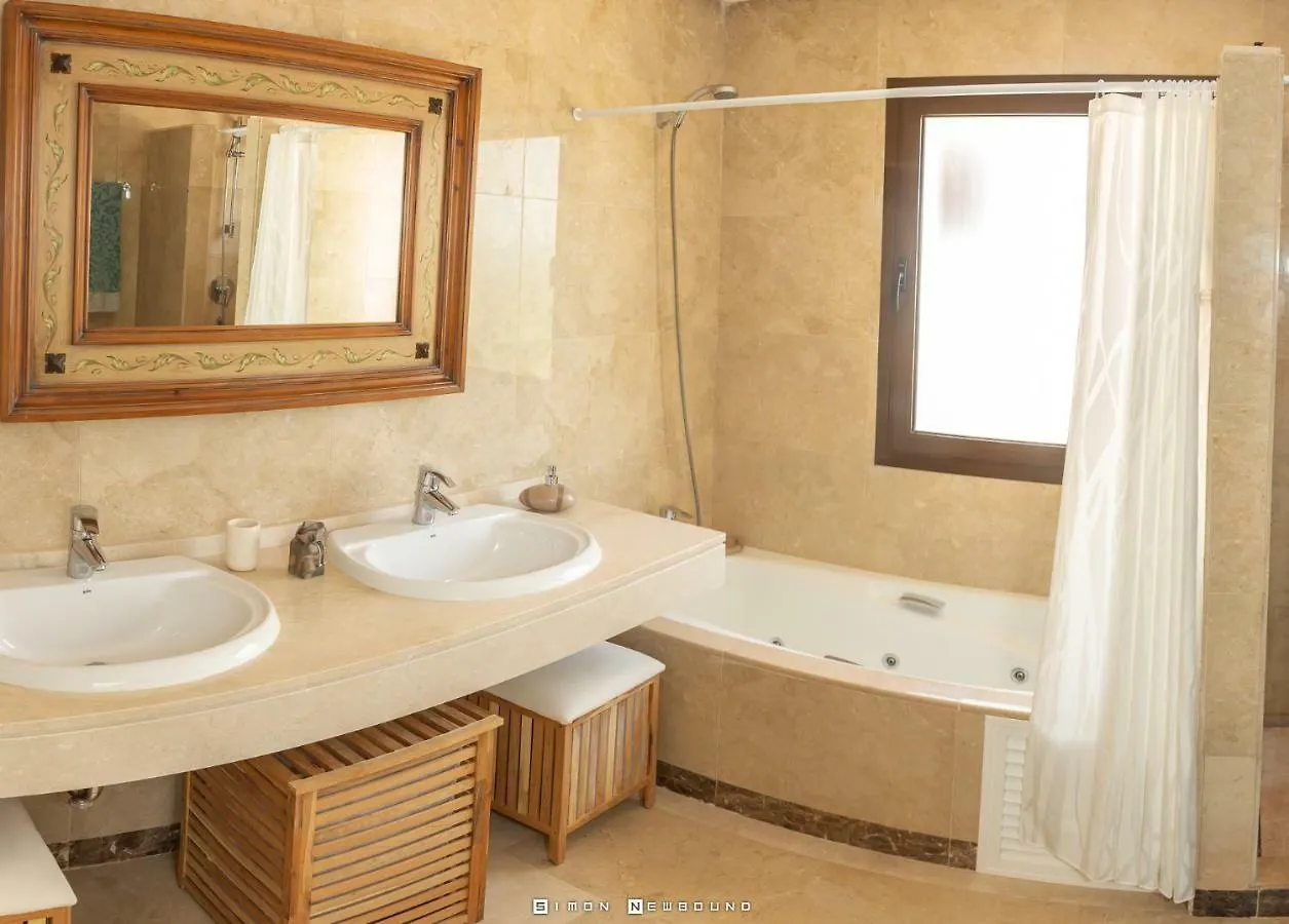 Golf Beach And Relax Townhouse Apartment Alcaidesa